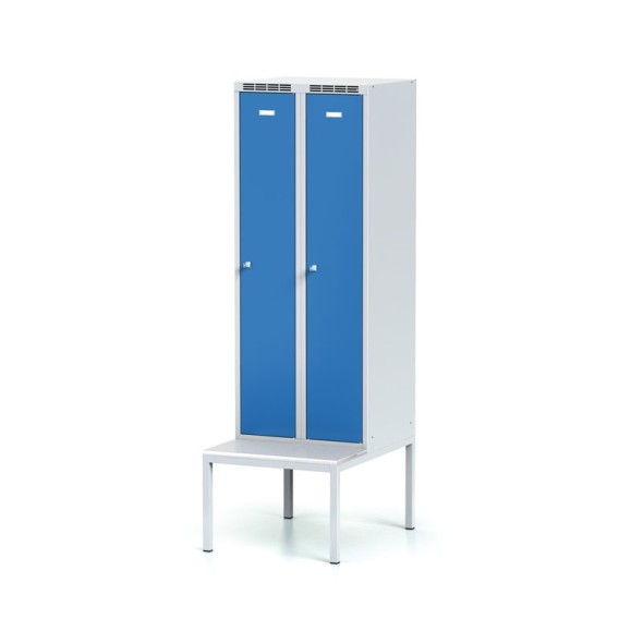 Metallspind mit Sitzbank, blaue Tür, Drehriegelschloss
